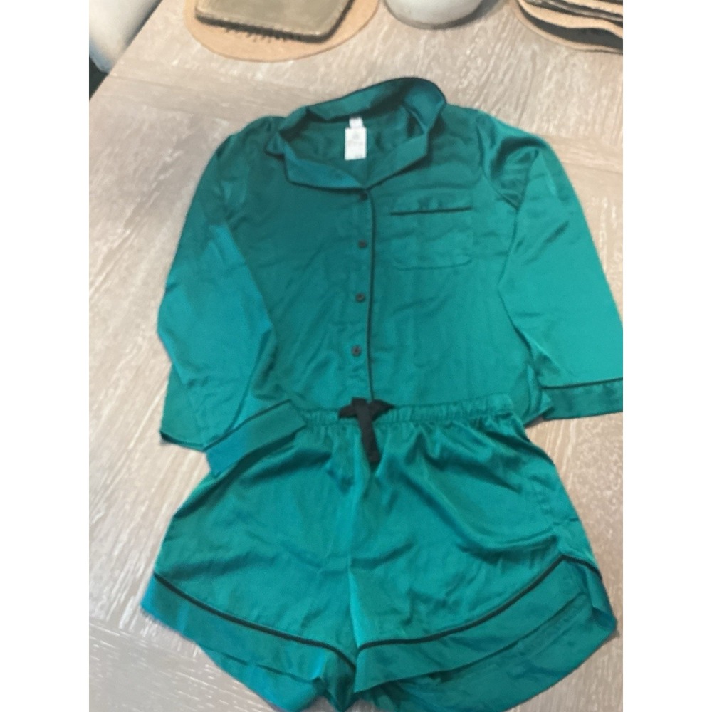 Green Satin Pajama Set Button-Front Collared 3/4 Sleeve XS